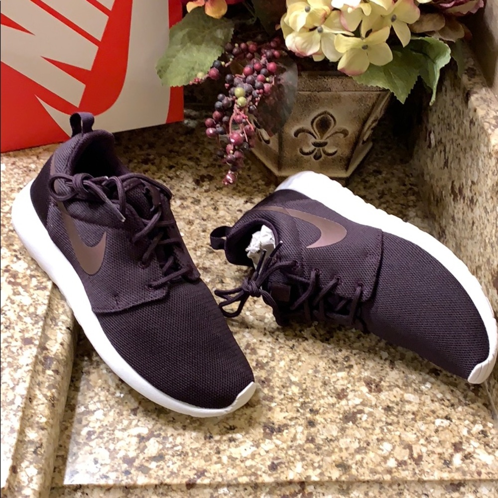 NWT Purple Nike Sneakers